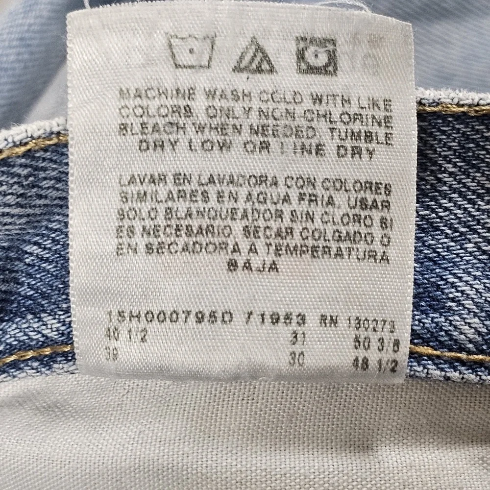 VTG Wrangler Men's Light Blue‎ Denim Sz 38x30